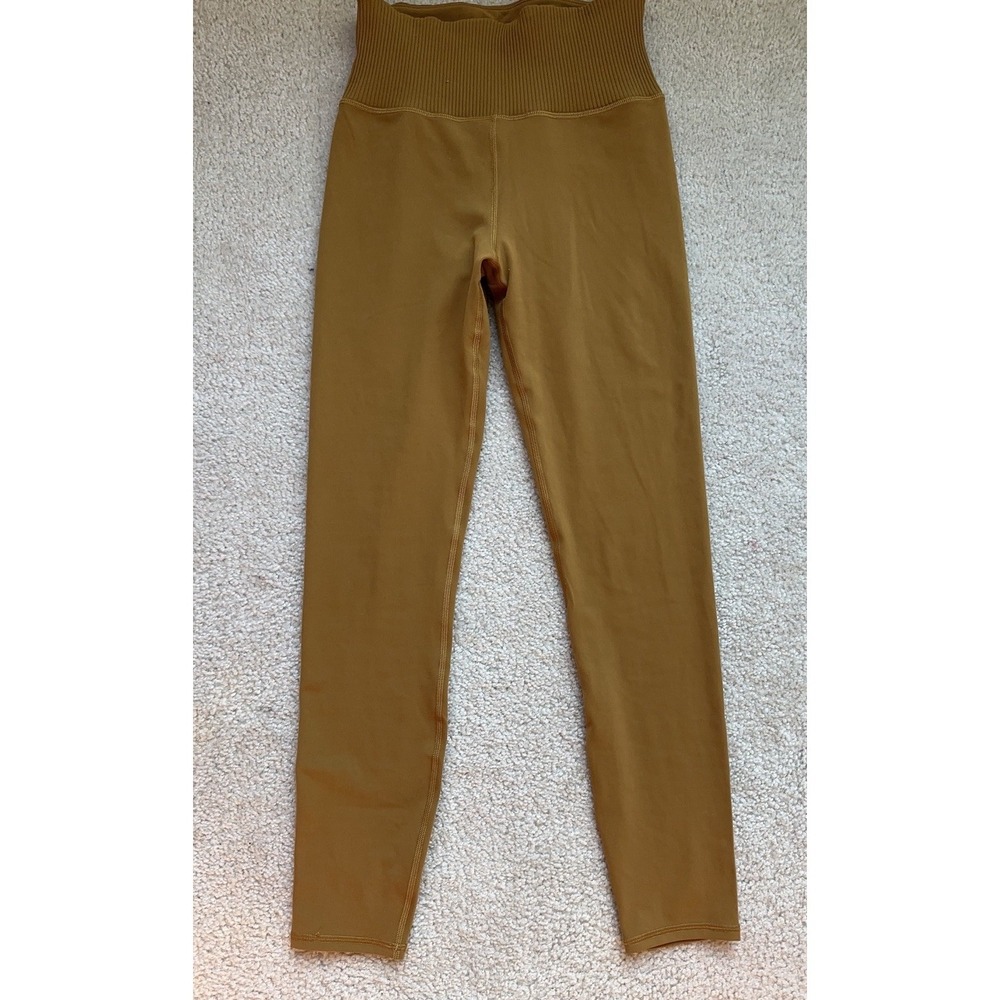 Vuori Ultra High Rise Rib Studio Stretch Leggings In Dark Golden Size XS - Picture 3 of 7